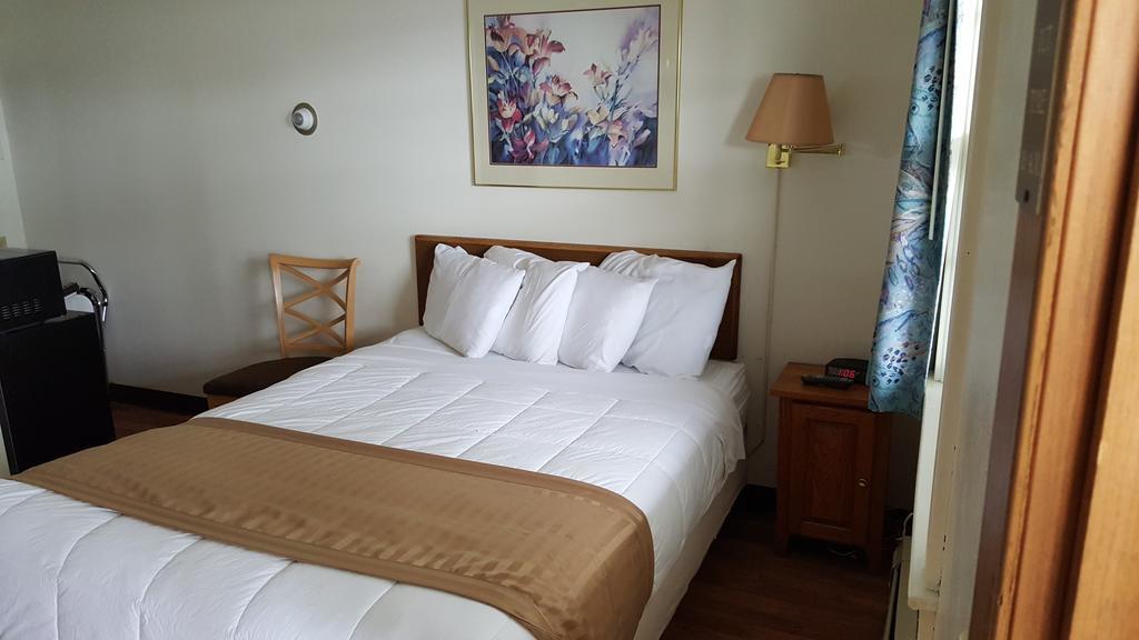 Budget Host Inn Детройт-Лейкс Экстерьер фото