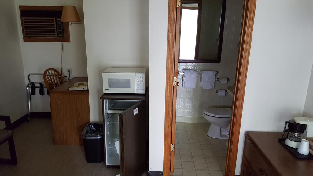 Budget Host Inn Детройт-Лейкс Экстерьер фото