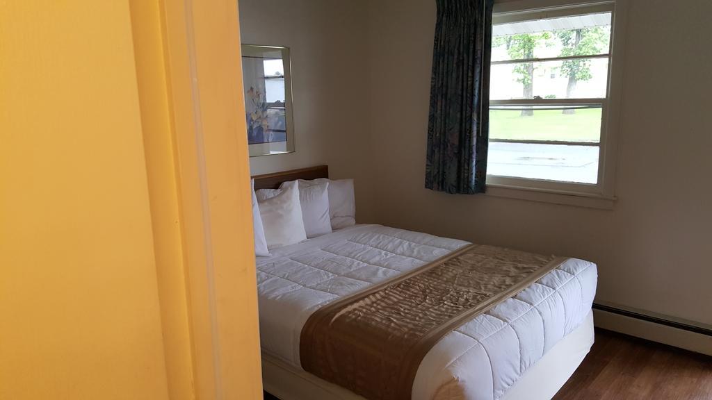 Budget Host Inn Детройт-Лейкс Экстерьер фото