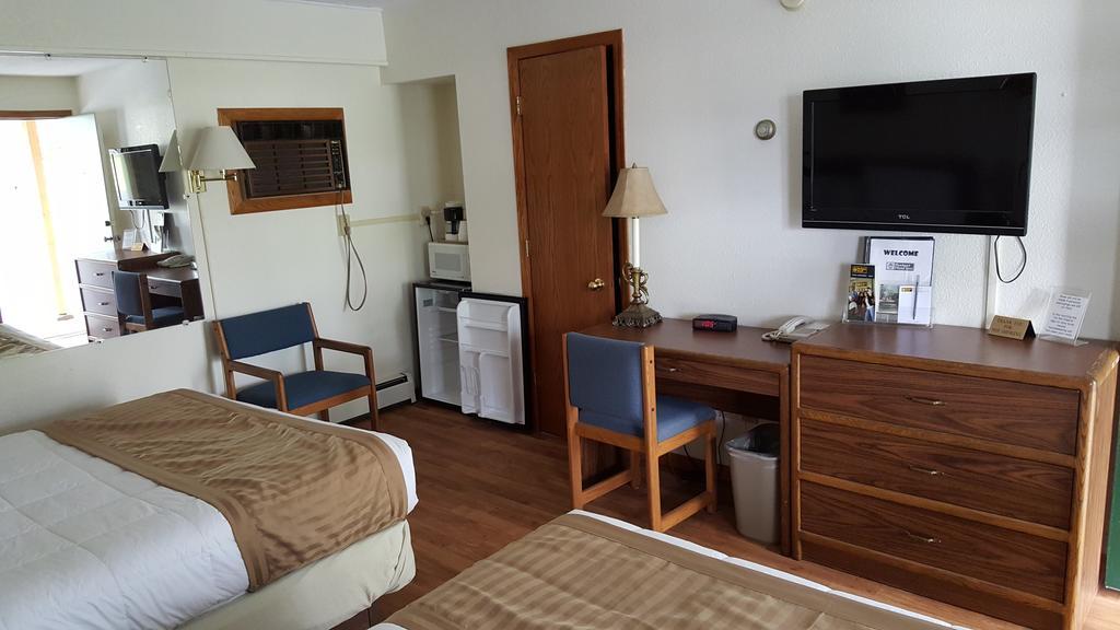 Budget Host Inn Детройт-Лейкс Экстерьер фото